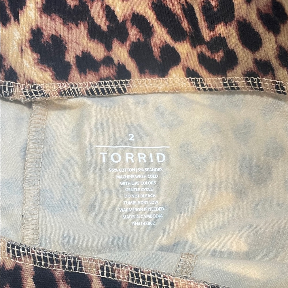 Torrid Leopard Print Bike Shorts - Picture 2 of 2